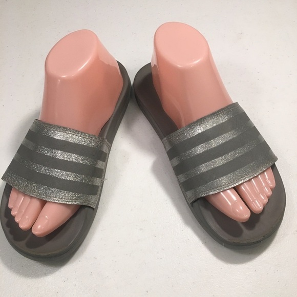 Adidas Sandals Size 6 Gray - Picture 1 of 8